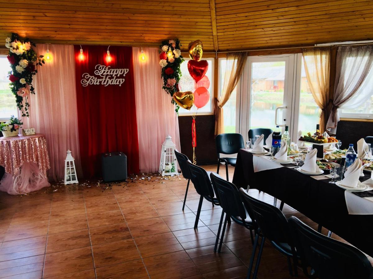 Holiday Park Dunay Kyslytsya Bagian luar foto