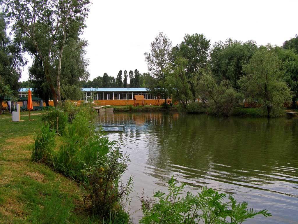 Holiday Park Dunay Kyslytsya Bagian luar foto