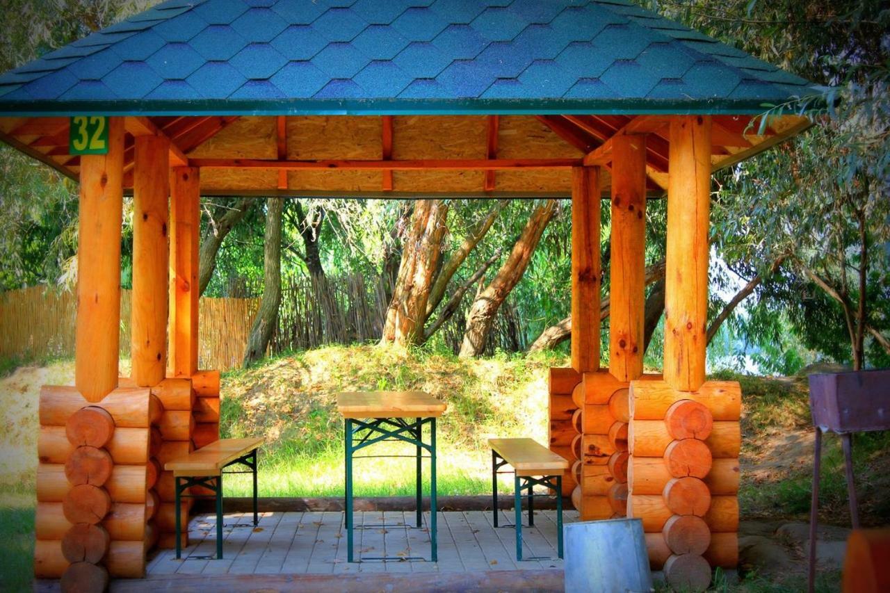 Holiday Park Dunay Kyslytsya Bagian luar foto