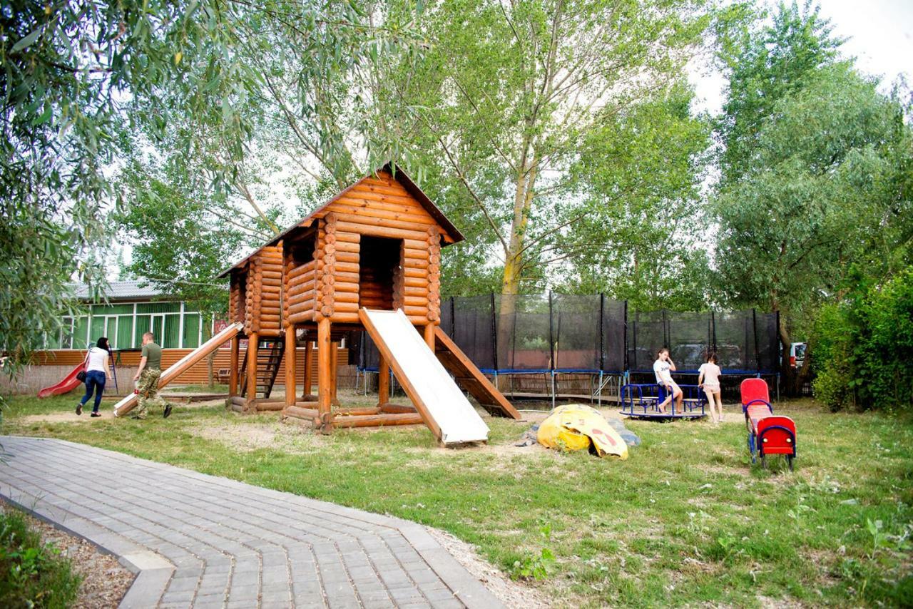 Holiday Park Dunay Kyslytsya Bagian luar foto
