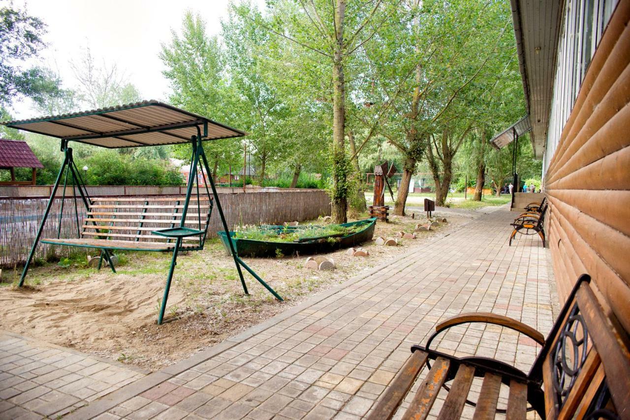 Holiday Park Dunay Kyslytsya Bagian luar foto