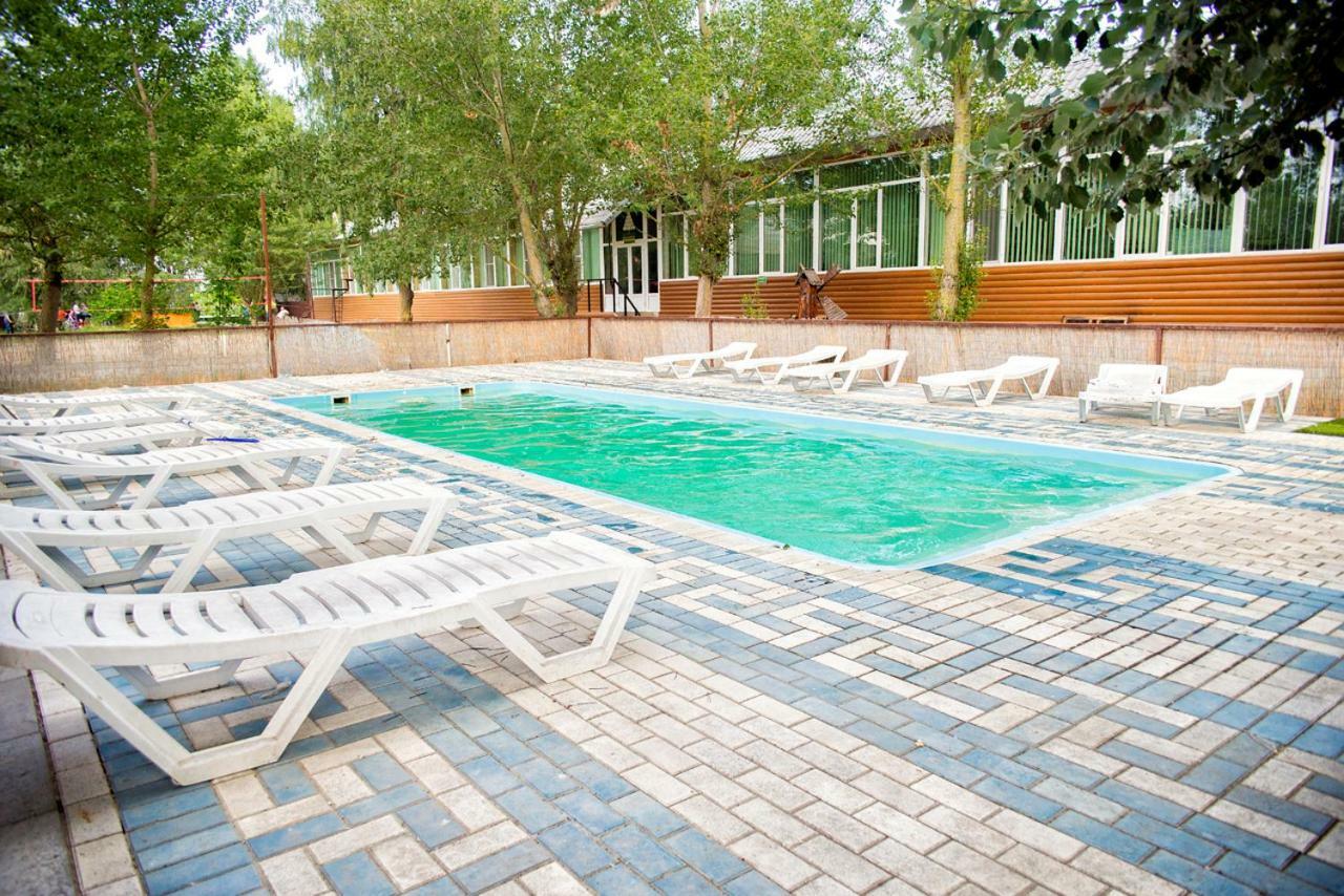 Holiday Park Dunay Kyslytsya Bagian luar foto