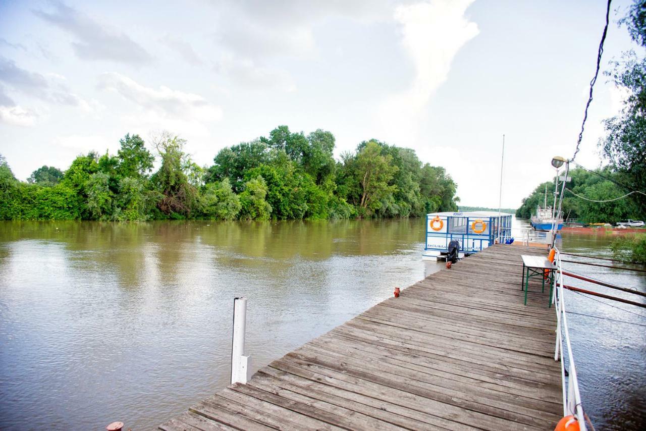 Holiday Park Dunay Kyslytsya Bagian luar foto